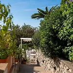 Senaria أناكابْري