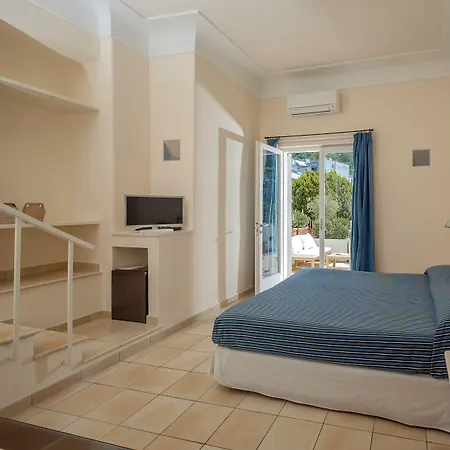 Szálloda Senaria 3*