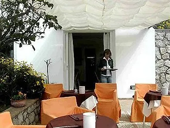 Senaria Hotel